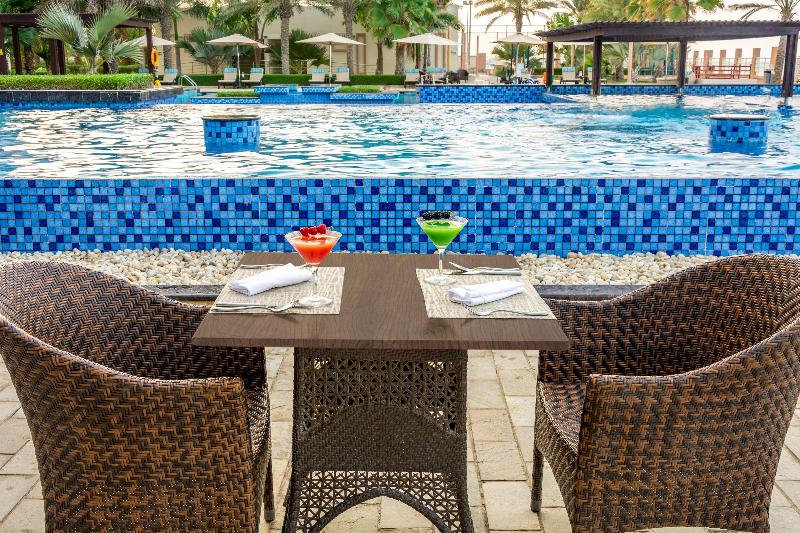 Radisson Blu Hotel Sohar - Bar