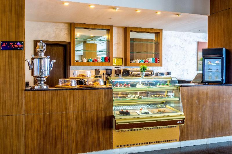 Radisson Blu Hotel Sohar - Bar