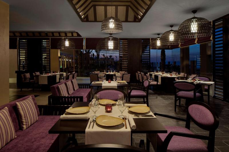 Radisson Blu Hotel Sohar - Restoran