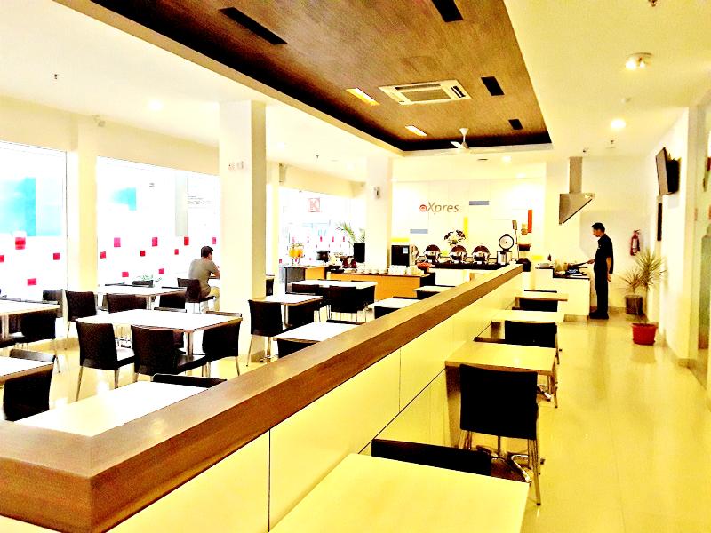 Alltrue Lite Nagoya Hills Batam - Restoran