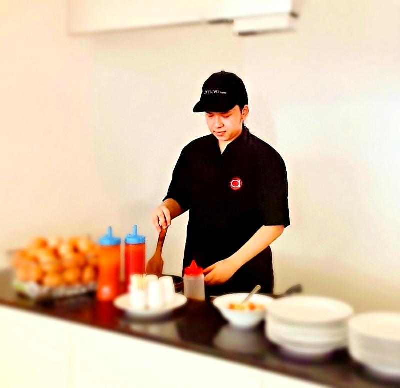 Alltrue Lite Nagoya Hills Batam - Restoran