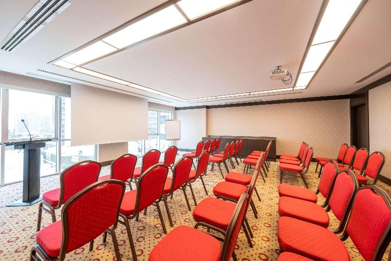 Clarion Hotel Istanbul Mahmutbey - Toplantı