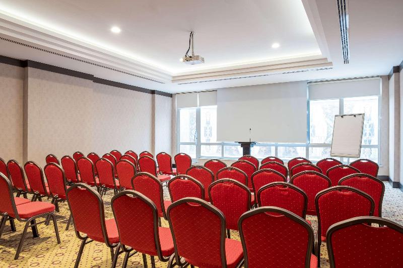 Clarion Hotel Istanbul Mahmutbey - Toplantı