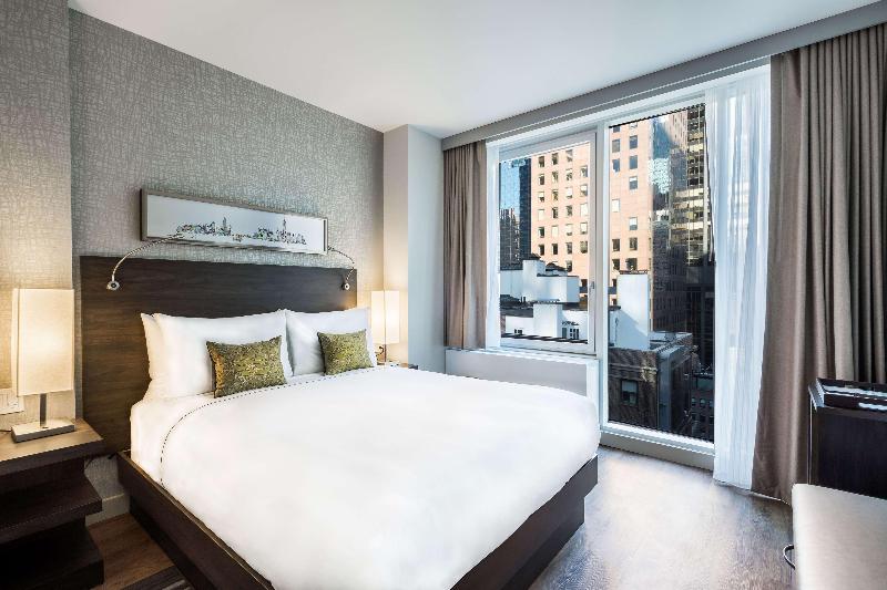 The Bernic New York City Tapestry Col by Hilton - Oda