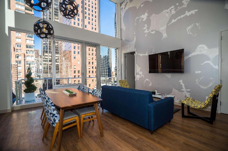 The Bernic New York City Tapestry Col by Hilton - Oda