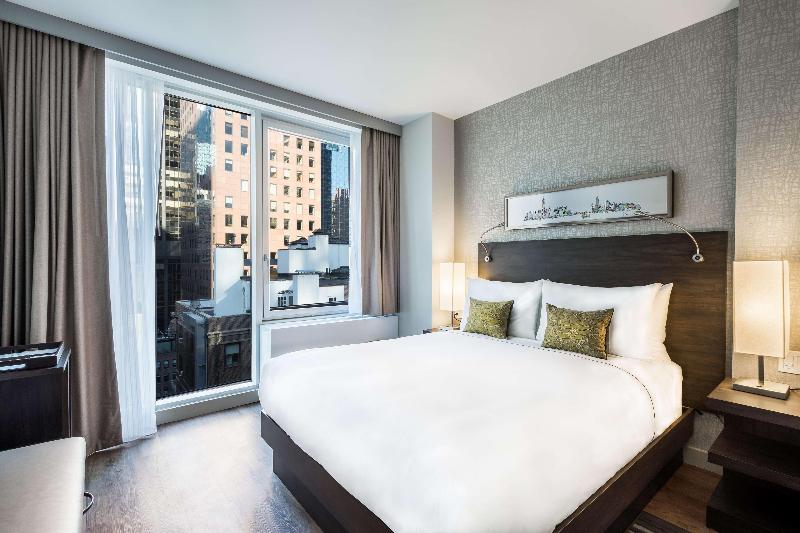 The Bernic New York City Tapestry Col by Hilton - Oda