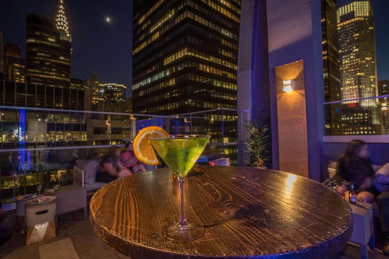 The Bernic New York City Tapestry Col by Hilton - Restoran
