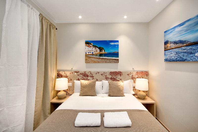 Mercedes Heritage Apartments - Oda
