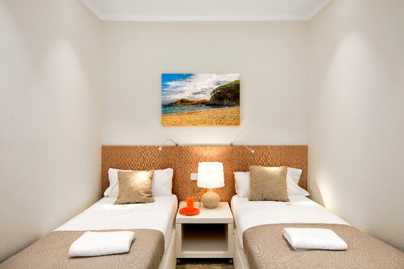 Mercedes Heritage Apartments - Oda