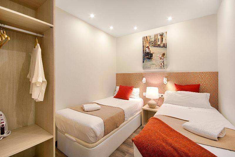 Mercedes Heritage Apartments - Oda