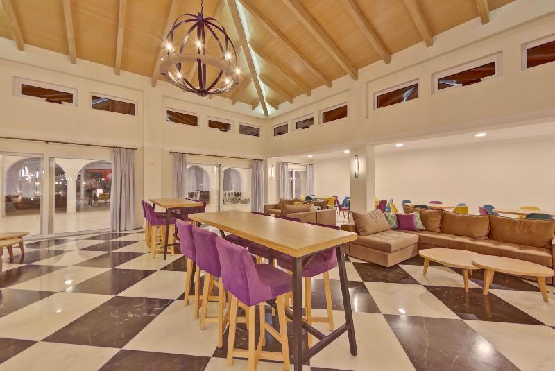 Anemos Luxury Grand Resort - Lobi