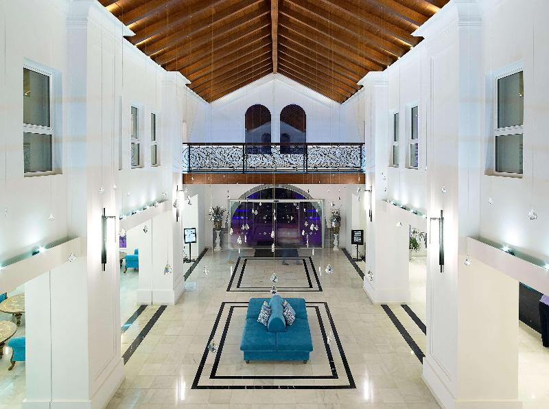 Anemos Luxury Grand Resort - Lobi