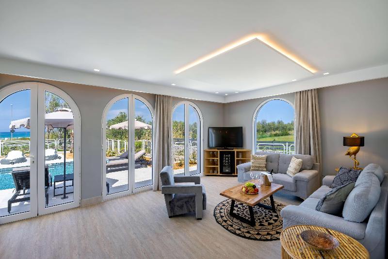 Anemos Luxury Grand Resort - Oda