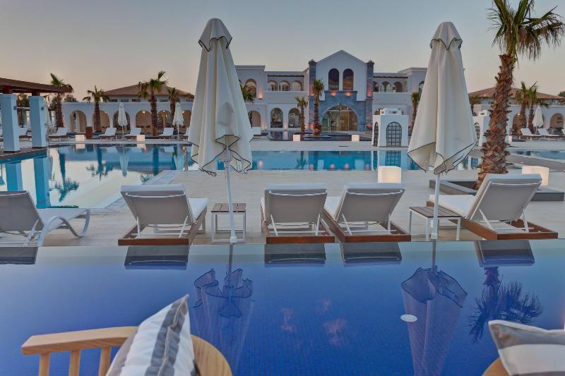 Anemos Luxury Grand Resort - Havuz
