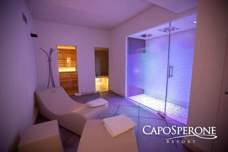 Caposperone Resort - Aktivite