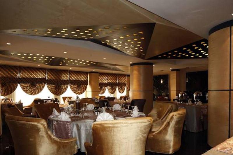 Grand Plaza Takhasosi - Restoran