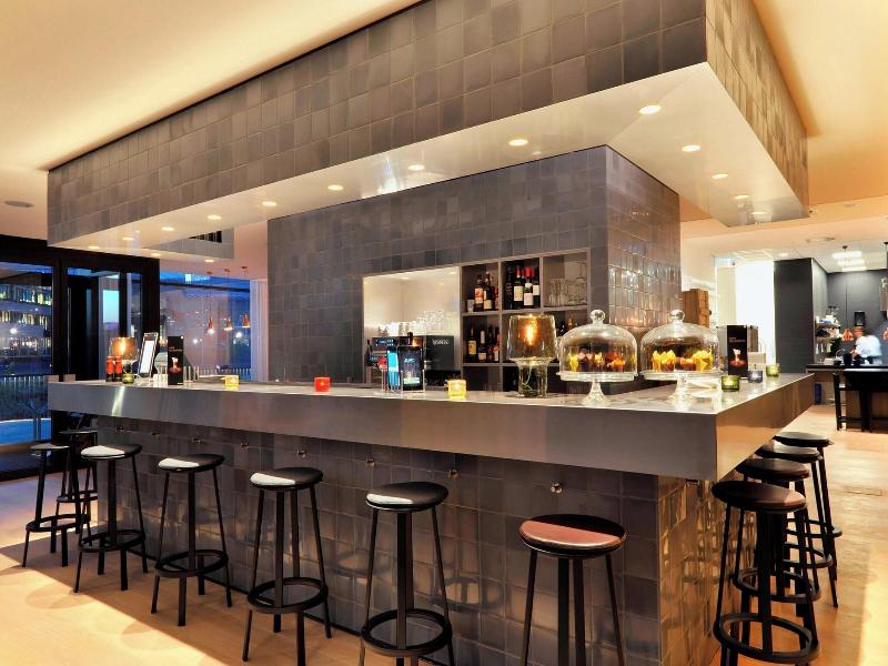 Courtyard by Marriott Amsterdam Arena - Bar
