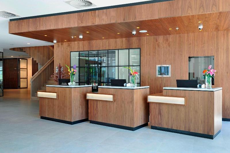 Courtyard by Marriott Amsterdam Arena - Lobi