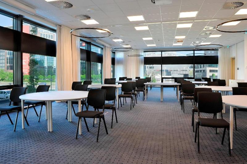 Courtyard by Marriott Amsterdam Arena - Toplantı