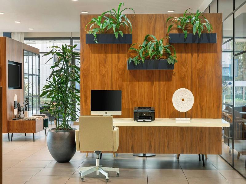 Courtyard by Marriott Amsterdam Arena - Genel