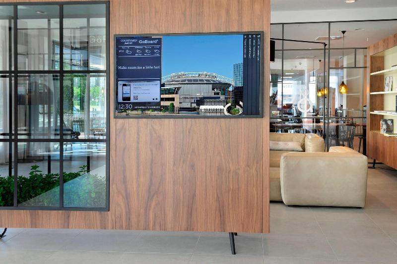 Courtyard by Marriott Amsterdam Arena - Genel