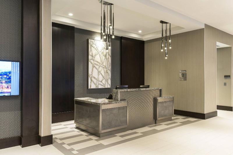 Courtyard by Marriott Edgewater NYC Area - Lobi