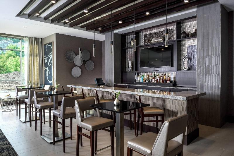 Courtyard by Marriott Edgewater NYC Area - Lobi