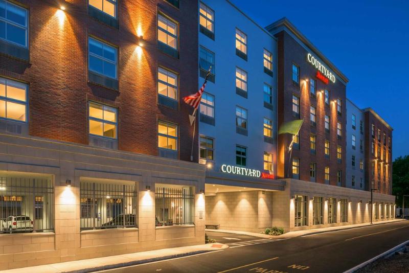 Courtyard by Marriott Edgewater NYC Area - Genel