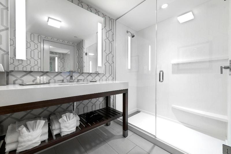 Courtyard by Marriott Edgewater NYC Area - Oda
