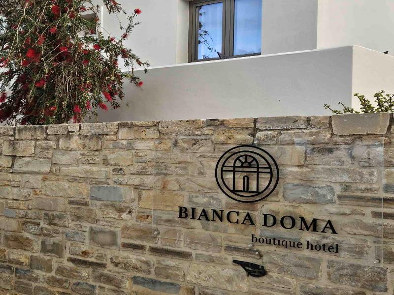 Bianca Doma - Genel