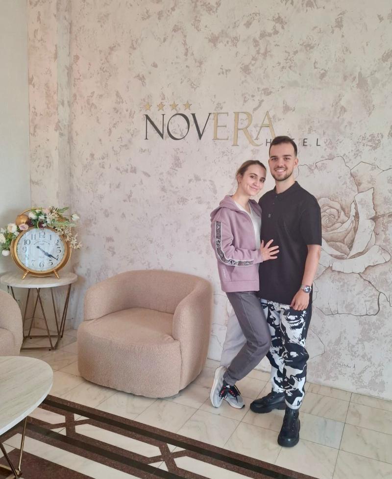 Hotel Novera - Lobi