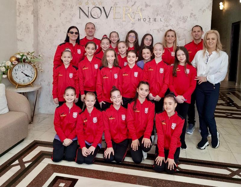 Hotel Novera - Lobi