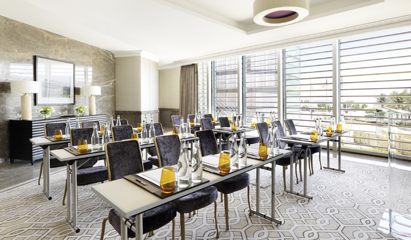 Four Seasons Hotel Abu Dhabi at Al Maryah Island - Toplantı