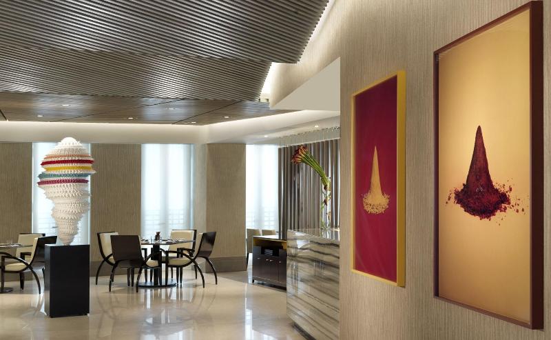 Four Seasons Hotel Abu Dhabi at Al Maryah Island - Restoran