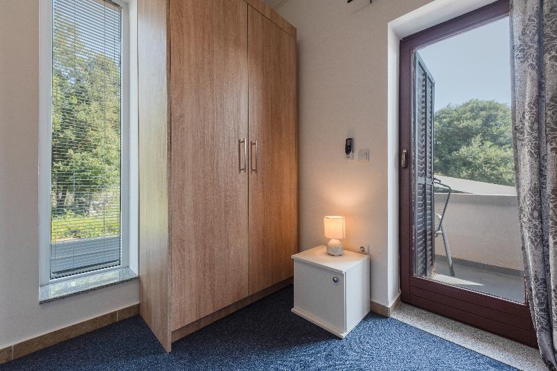 Aparthotel Plat - Oda