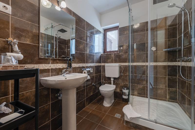 Aparthotel Plat - Oda