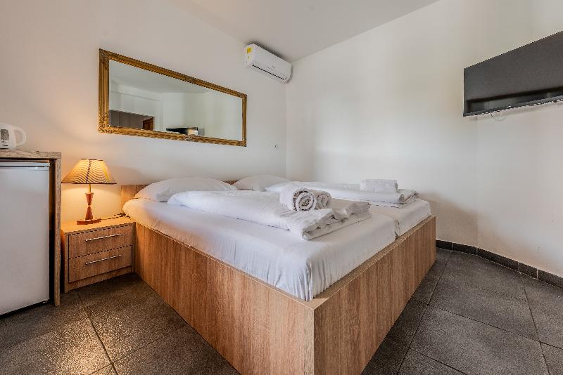 Aparthotel Plat - Oda