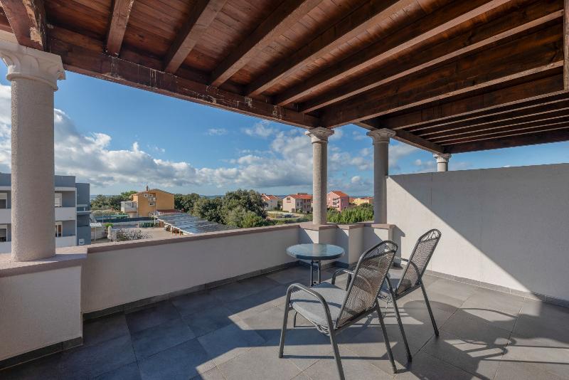 Aparthotel Plat - Oda