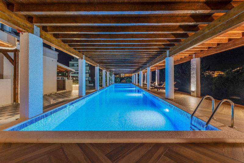 Aparthotel Plat - Havuz