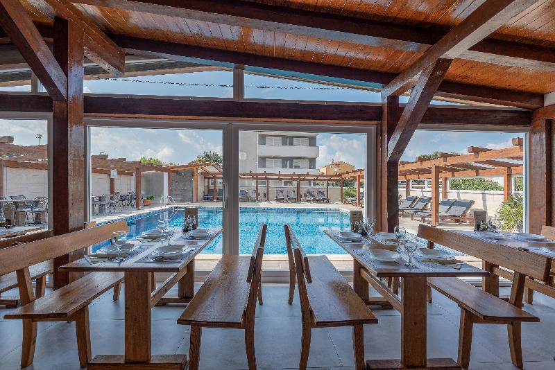 Aparthotel Plat - Restoran