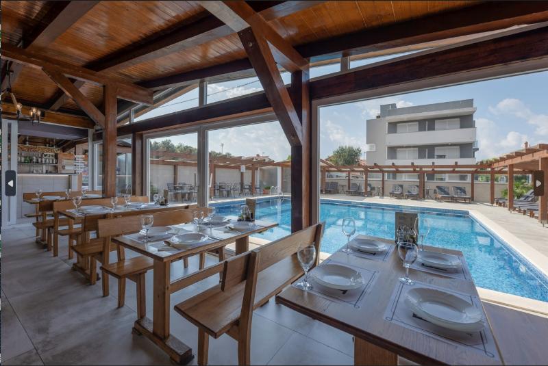 Aparthotel Plat - Teras
