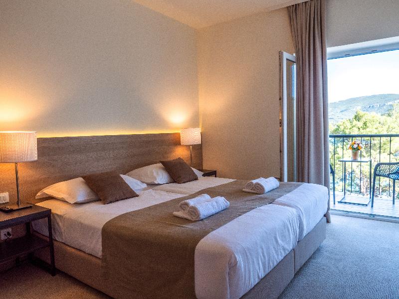 Aminess Senses Hvar Resort - Oda