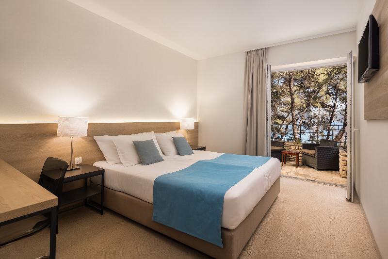 Aminess Senses Hvar Resort - Oda