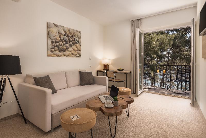 Aminess Senses Hvar Resort - Oda
