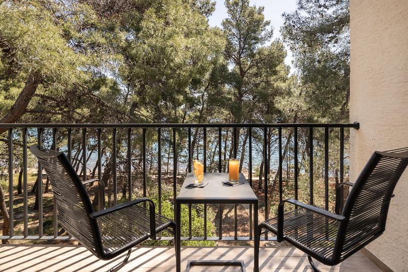 Aminess Senses Hvar Resort - Oda