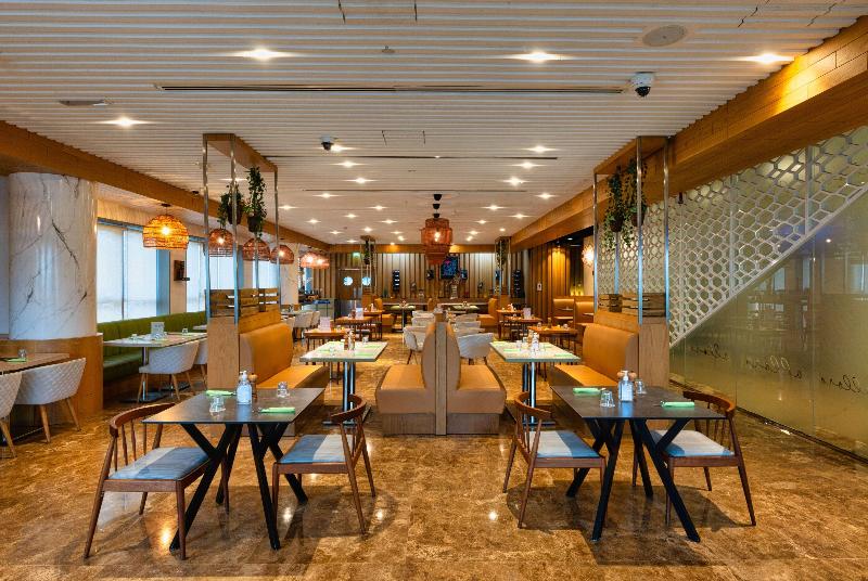 The First Collection Dubai Marina - Restoran