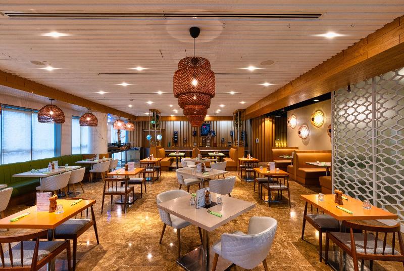 The First Collection Dubai Marina - Restoran