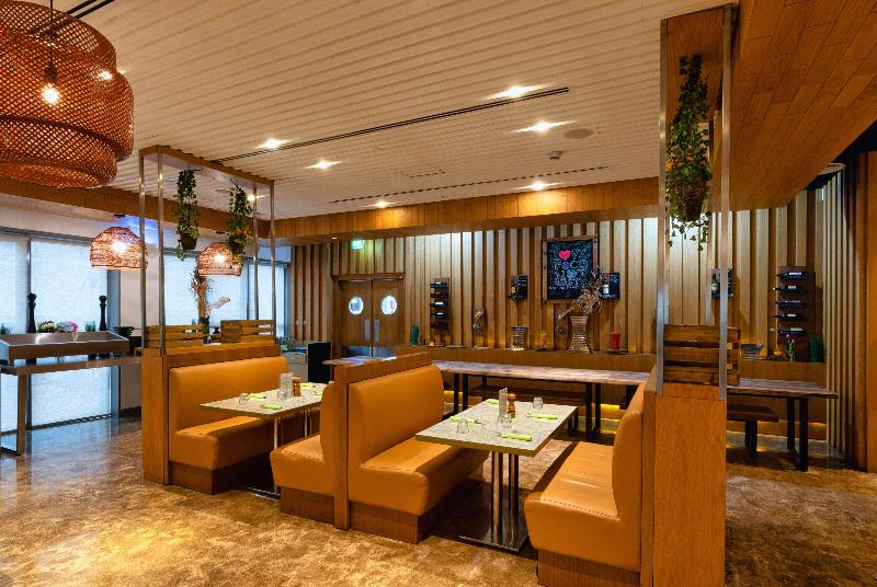 The First Collection Dubai Marina - Restoran