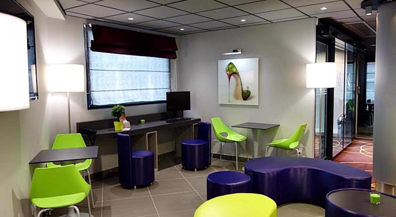 Adagio Aparthotel Paris Malakoff Chatillon - Lobi