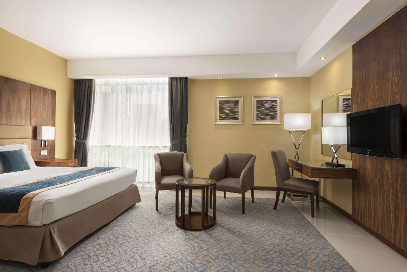Howard Johnson Hotel Abu Dhabi - Oda
